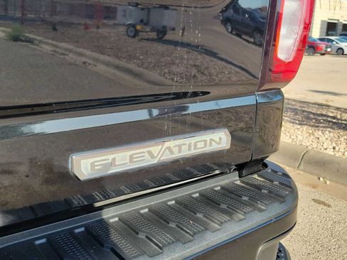 Used 2022 GMC Sierra 1500 Elevation RWD image 11