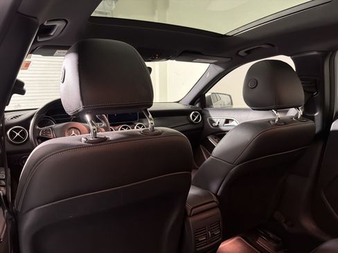 Used 2019 Mercedes-Benz GLA 250 image 29
