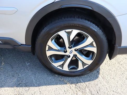 Certified 2021 Subaru Outback Limited AWD/4WD image 42