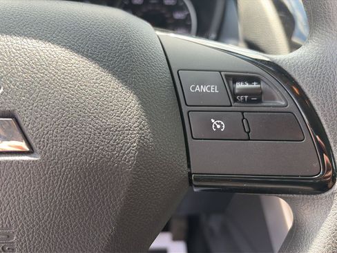 Used 2024 Mitsubishi Eclipse Cross AWD image 16