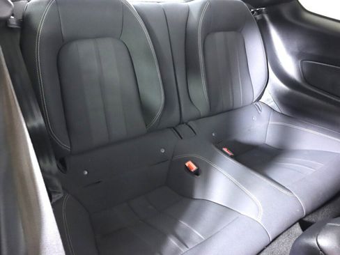 Used 2018 Ford Mustang Coupe image 34