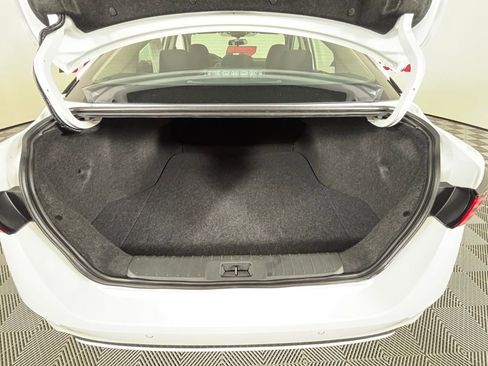 Used 2024 Nissan Sentra S image 36