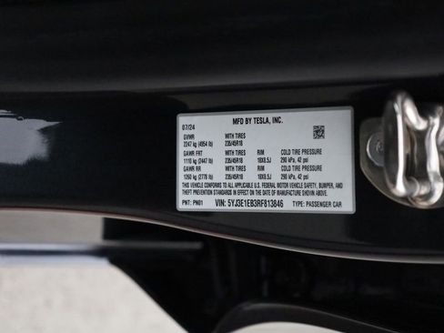 Used 2024 Tesla Model 3 Long Range image 11