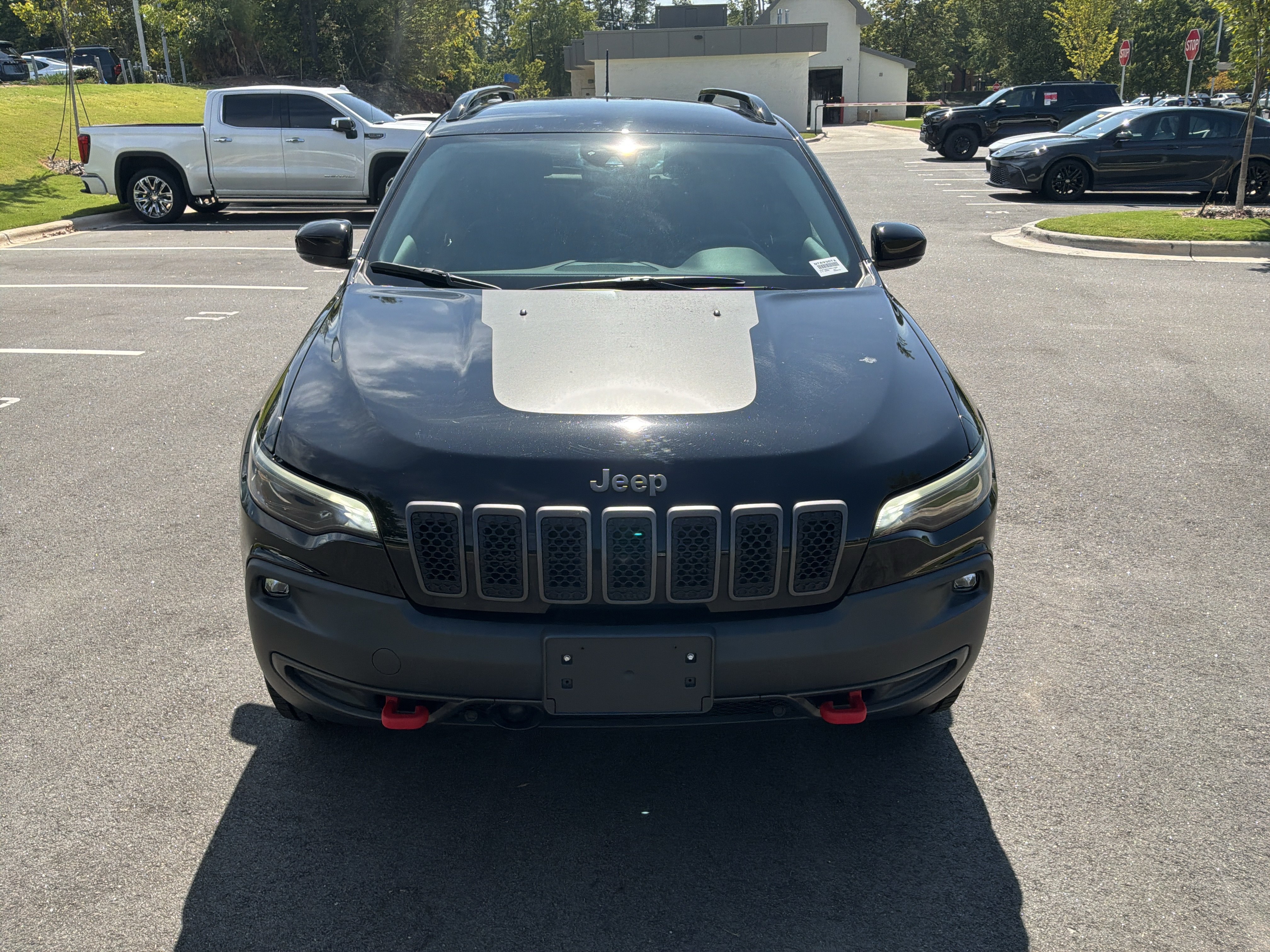 Used 2022 Jeep Cherokee Trailhawk w/ Premium Leather Package AWD/4WD image 3