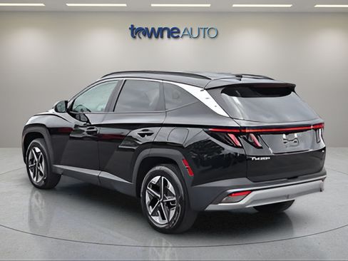 Used 2025 Hyundai Tucson SEL AWD/4WD image 3