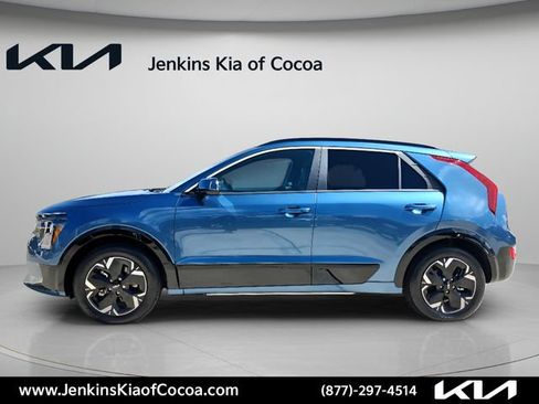 Certified 2026 Kia Niro Wind FWD image 10