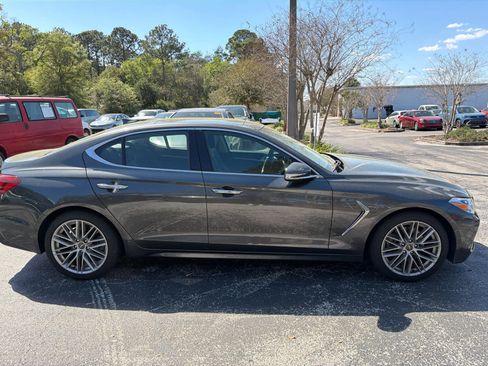 Used 2021 Genesis G70 2.0T w/ Elite Package image 11