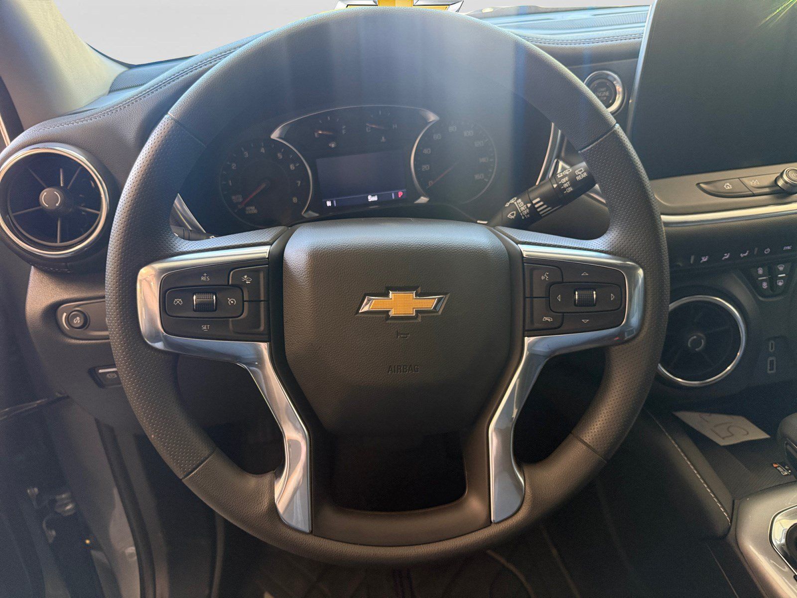 New 2026 Chevrolet Blazer LT w/ Convenience Package FWD image 23