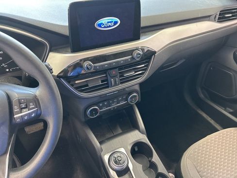 Used 2022 Ford Escape SE AWD/4WD image 5