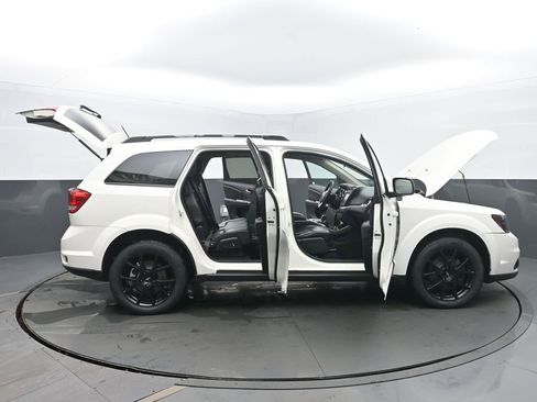 Used 2018 Dodge Journey GT w/ Nav & Sun Group image 59