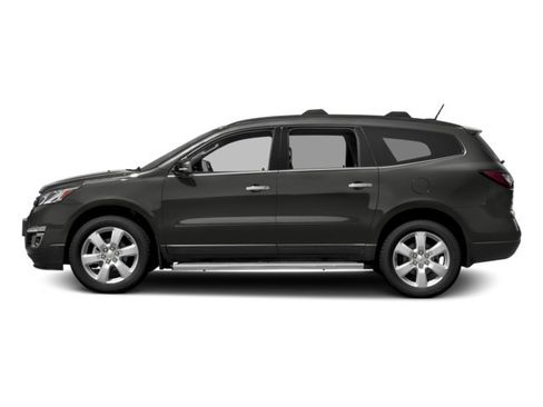 Used 2017 Chevrolet Traverse LT w/ Style and Technology Package AWD/4WD image 3