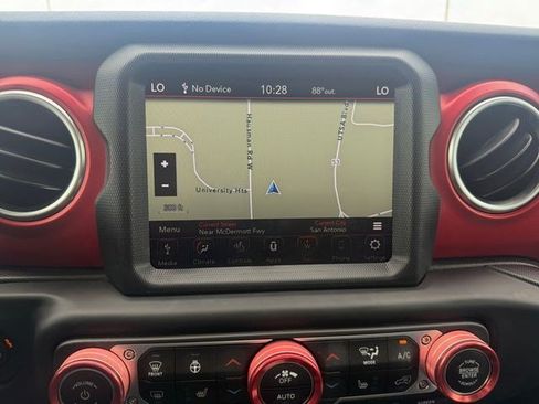 Used 2021 Jeep Gladiator Rubicon AWD/4WD image 20