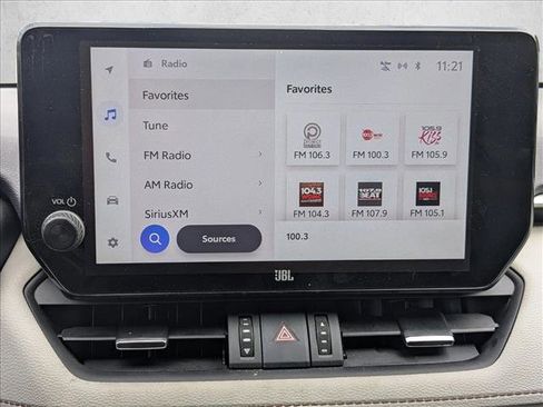 Used 2023 Toyota RAV4 XLE Premium image 15