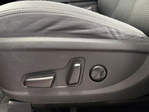 Used 2022 Hyundai Santa Fe SEL FWD image 11