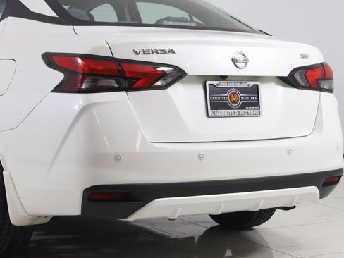 Used 2020 Nissan Versa SV image 18
