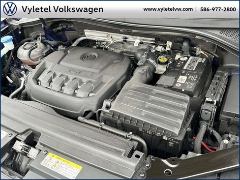Certified 2022 Volkswagen Tiguan SE image 8