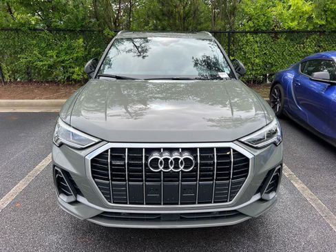 Used 2025 Audi Q3 2.0T Premium Plus w/ Premium Plus Package AWD/4WD image 2