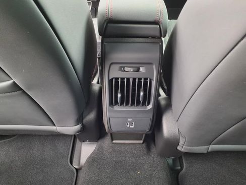 Used 2024 Dodge Hornet R/T image 16