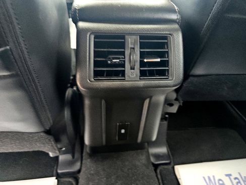 Used 2020 Mitsubishi Outlander SEL image 12