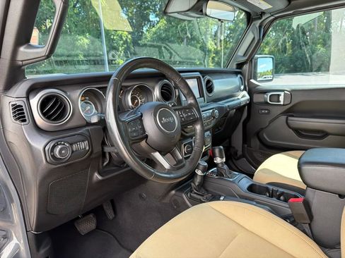 Used 2022 Jeep Wrangler Unlimited Sport AWD/4WD image 43