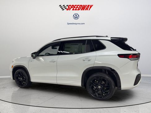 New 2026 Volkswagen Tiguan SE R-Line AWD/4WD image 7