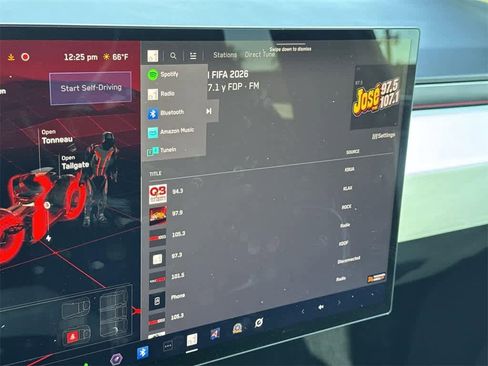 Used 2024 Tesla Cybertruck AWD Crew Cab image 19