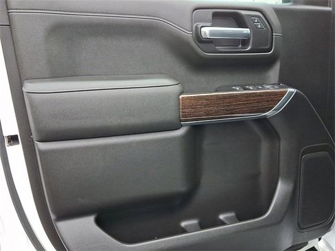 Used 2022 GMC Sierra 1500 Elevation w/ Driver Alert Package I image 14