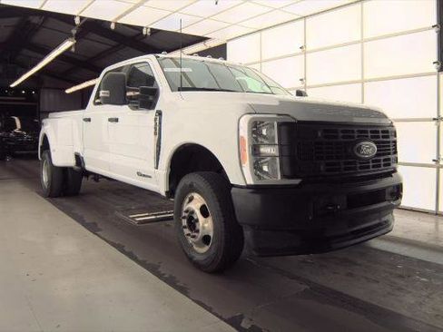 Used 2023 Ford F350 XL image 3