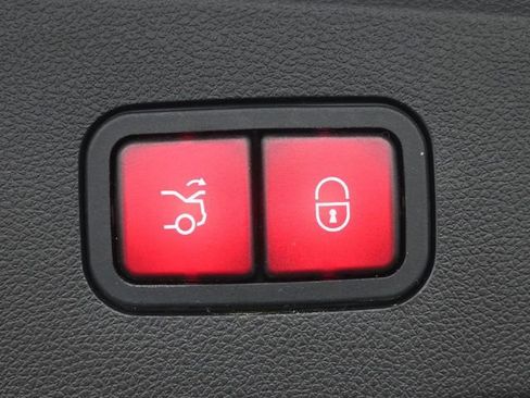 Certified 2016 Mercedes-Benz E 350 Sedan image 25