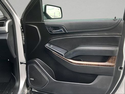 Used 2020 Chevrolet Tahoe LT image 28