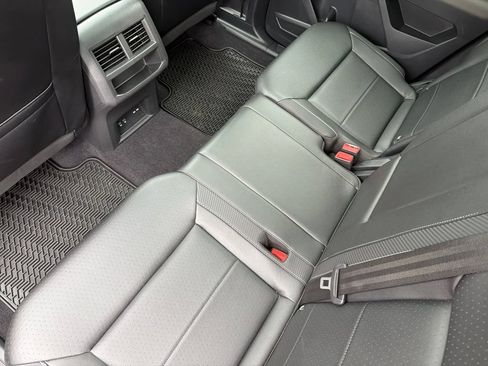 Used 2021 Volkswagen Atlas Cross Sport SEL AWD/4WD image 14