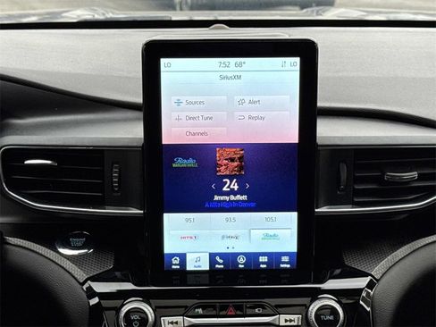 Used 2022 Ford Explorer ST w/ Equipment Group 401A image 12