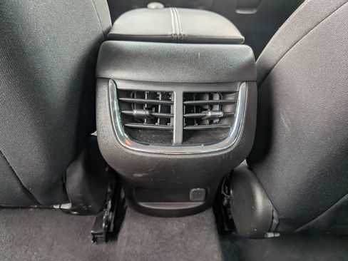 Used 2025 Chevrolet Malibu LT FWD image 33