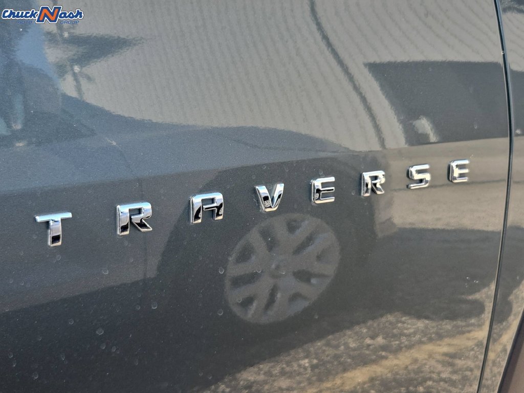 Used 2023 Chevrolet Traverse LT FWD image 8