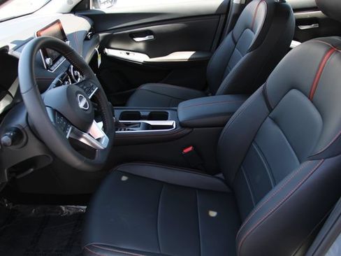 Certified 2025 Nissan Sentra SR w/ SR Premium Package FWD image 15