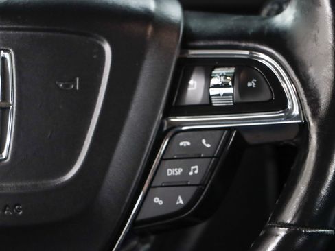 Used 2021 Lincoln Nautilus Reserve w/ Cargo Utility Package AWD/4WD image 14
