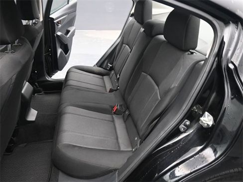 Used 2020 Subaru Impreza 2.0i image 10