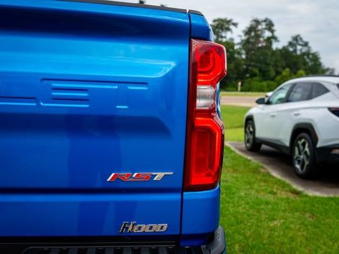 Used 2025 Chevrolet Silverado 1500 RST w/ Convenience Package II RWD image 17