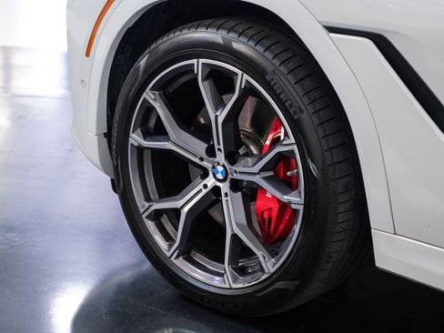 Used 2021 BMW X6 xDrive40i w/ M Sport Package image 52