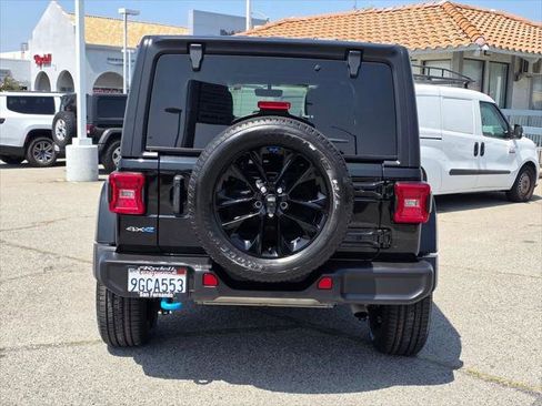 Certified 2023 Jeep Wrangler Unlimited Sahara AWD/4WD image 7