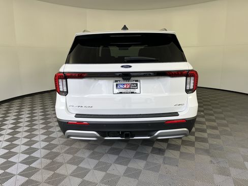 New 2026 Ford Explorer Platinum AWD/4WD image 4