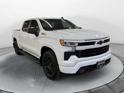 Used 2024 Chevrolet Silverado 1500 RST AWD/4WD image 4