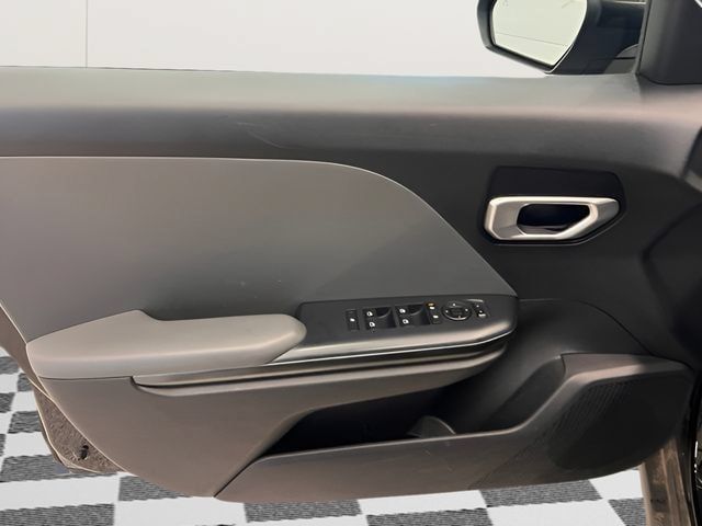 Used 2025 Kia K4 FWD image 15