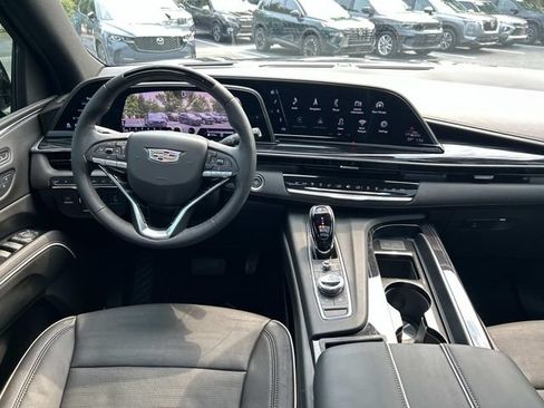 Used 2022 Cadillac Escalade Sport w/ Touring Package AWD/4WD image 15