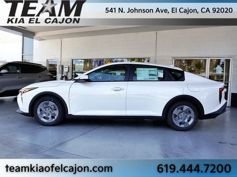 New 2026 Kia K4 FWD image 6