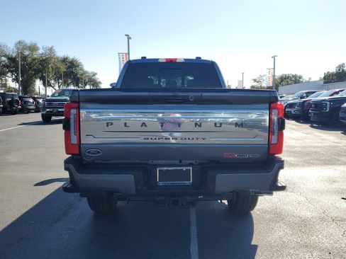 Used 2024 Ford F250 Platinum image 8