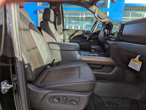 New 2026 Chevrolet Silverado 1500 High Country w/ Midnight Edition image 44