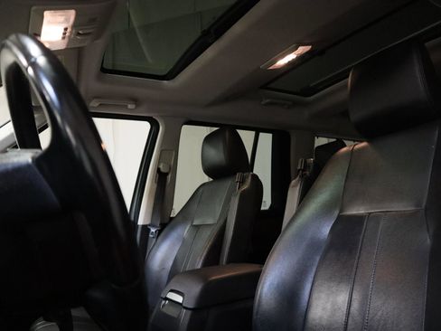 Used 2013 Land Rover LR4 HSE image 17