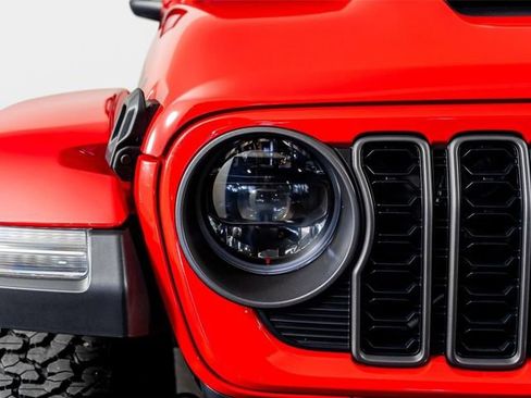 Used 2024 Jeep Wrangler Unlimited Rubicon 392 AWD/4WD image 23