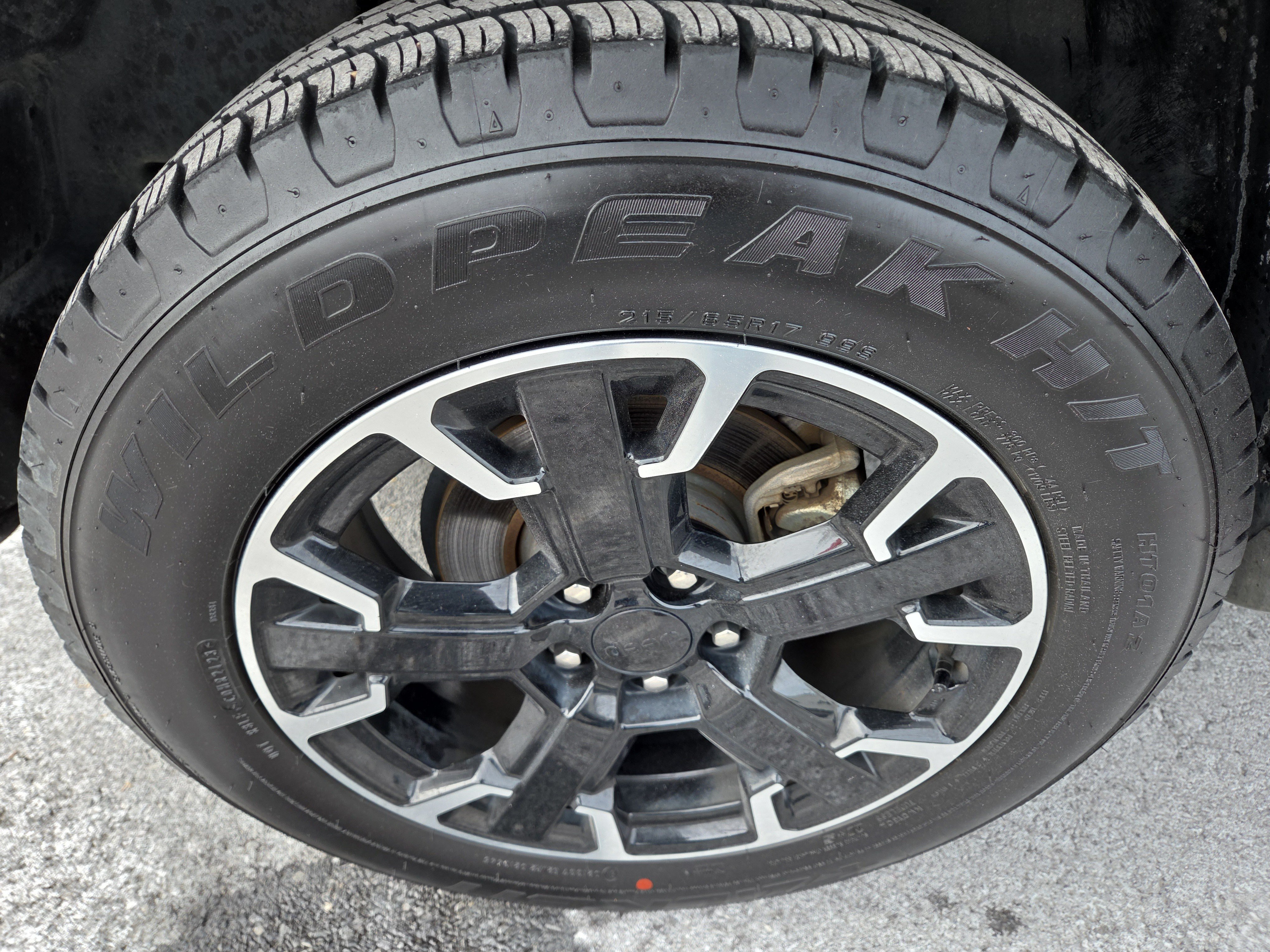 Certified 2023 Jeep Renegade Latitude AWD/4WD image 11